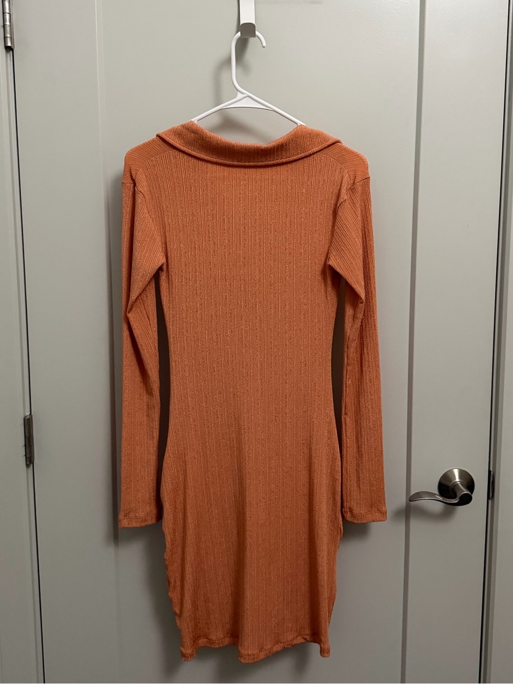NA-KD Ruched Ribbed Button Front Mini Dress - Picture 7 of 7